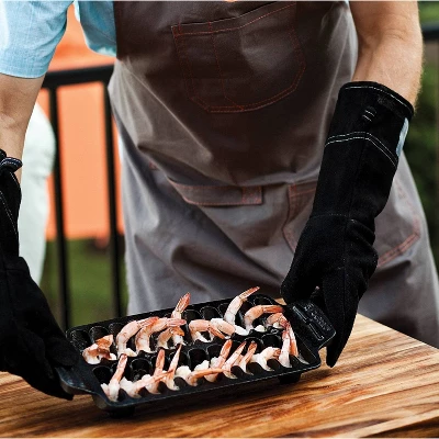 Cast Iron Shrimp Grill Pan - Outset 2 Cast Iron Shrimp Grill Pan - Outset - Image 2