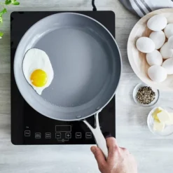 GreenPan Valencia Pro 10" Frypan Black -Cookware Specialty Store GUEST f7acfac8 1f5a 43b9 b97b f6bfa165cef6